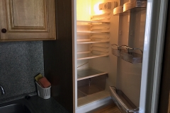 L_apt_fridge